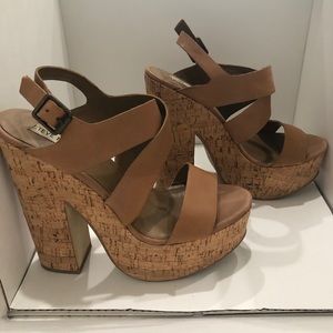 Steve Madden wedge